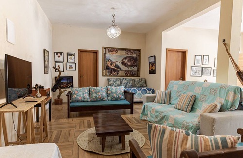 Monte Gordo House | Vrbo Property