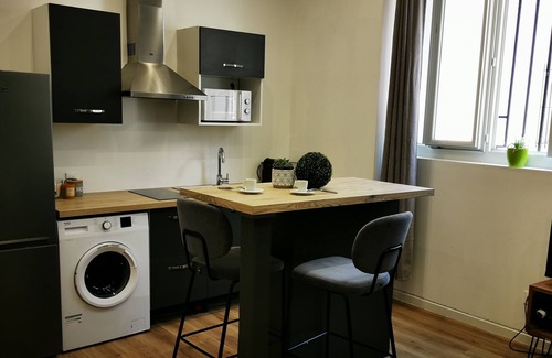 Baille Apartment | Vrbo Property