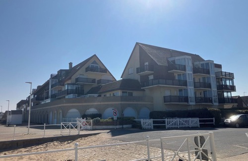 Bernieres-sur-Mer Apartment | Vue Imprenable