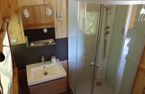 Chirols Cabin | Vue Imprenable, Piscine 4mx14m à Partager Uniquement Avec les Propriétaires