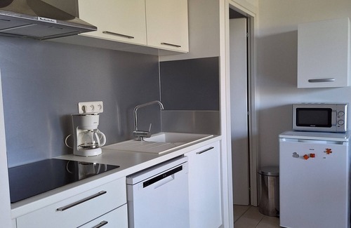 Bravone Apartment | Vue mer et Accès Direct à la Plage de Sable fin !