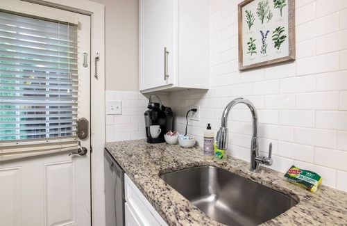 Five Points South Condo | Vulcan Suites- Big Groups/King Beds/Free Parking