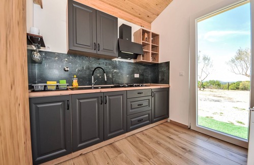 Korlat House | Vulelija Holiday Home by Interhome