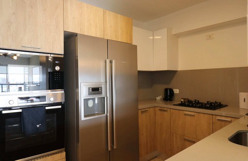 San Antonio Apartment | w* | Astonishing 3BR with Balcony in Miraflores