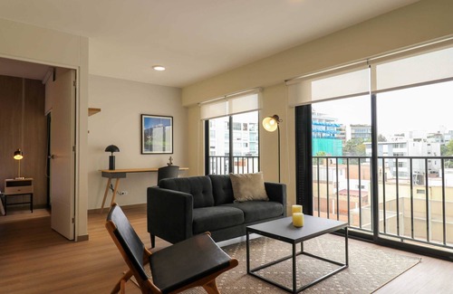 Santa Cruz Apartment | w* | Glorious 1BR w/Balcony in Miraflores