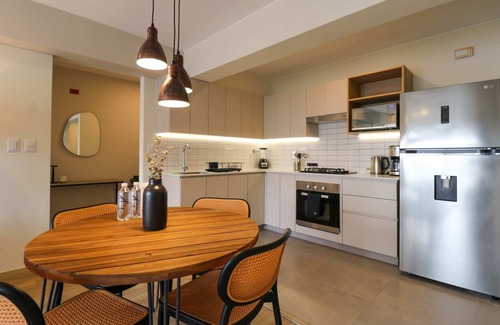 Santa Cruz Apartment | w* | Impressive 2BR with balcony in Miraflores