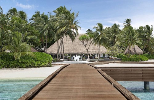 Fesdu Island Hotel | W Maldives
