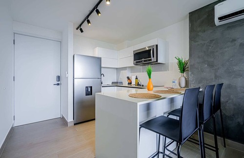 San Francisco Apartment | w* | Minimalist 1BR w/Balcony in San Francisco