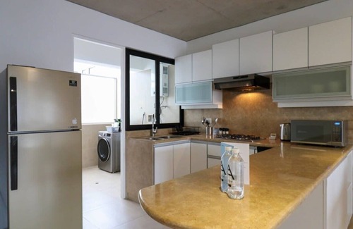 Miraflores Apartment | w* | Picturesque 2BR with Balcony in Miraflores