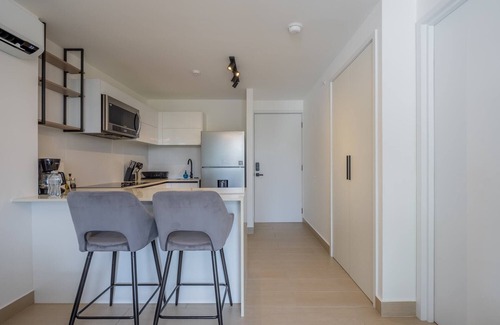 San Francisco Apartment | w* | Refined 1BR w/Balcony in San Francisco