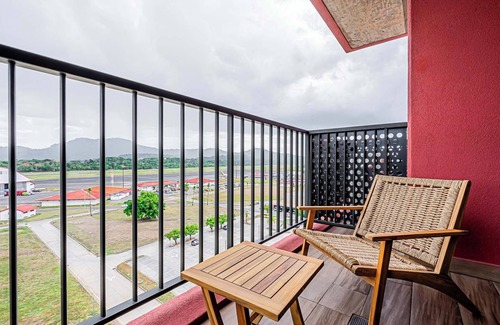 Panama City Apartment | w* | Regal 1BR w/Great Deco in Centriqo