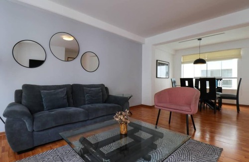 Barranco Apartment | w* | Spacious 3BR with Balcony in Barranco