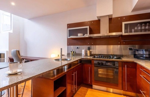 Chico Reservado Apartment | W* | Splendid 1BR Duplex in Chico
