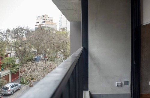 Armendariz Apartment | w Stunning 3BR With Balcony in Miraflores