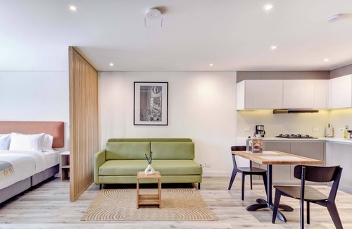 San Patricio Apartment | w* | Sunlit Loft w/Balcony in Santa Barbara