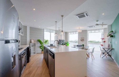 Rio Abajo Apartment | w* | Versatile 1BR w/Balcony in Panama