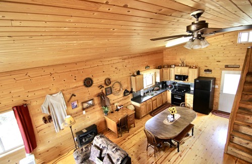 Monticello Cabin | W-W: Ranch Mountain Cabin, Cute and Quaint