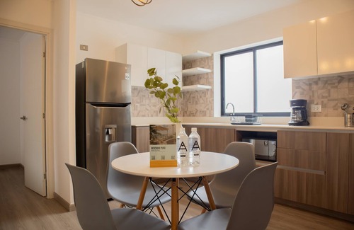 Leuro Apartment | w* | Well-Located 2BR in Miraflores