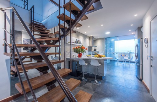 Copacabana Apartment | W01. 57 · STUNNING 3 BEDROOM IPANEMA COVERAGE