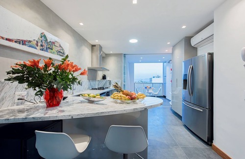 Copacabana Apartment | W01. 57 · STUNNING 3 BEDROOM IPANEMA COVERAGE