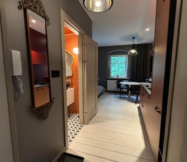Centrum Apartment | W12 Home Station - Apartment retroPIERROT