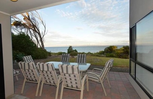 Kingscote House | Wahroonga On The Water