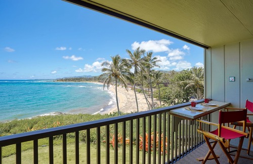 Wailua House Lots Condo | Wailua Bay View Condo w/Private Washer/Dryer, Shared Pool, WiFi - Near Beaches