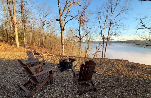 Shirley Cabin | Wake up in the Clouds, Out-Of-This-World Views