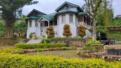 Hatton Hotel | Walauwa on the hill