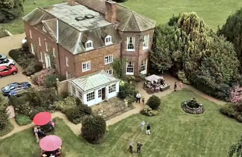 Alkborough House | Walcot Hall by Interhome