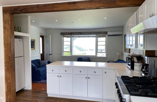 Block Island Ski Chalet | WALK FROM FERRY! WALK TO TOWN ! BIKE EVERYWHERE!