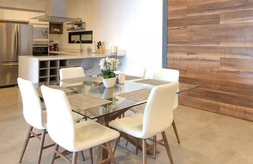 Centro Condo | Walk to 5th Ave & Beach | Oceanview Rooftop Pool