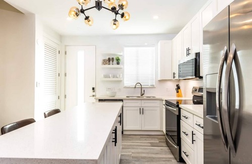 Providenciales House | Walk To Beach & Shops! Beautiful Patio/Pool-CV41-4