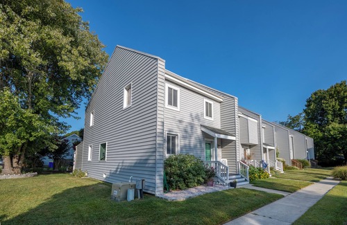 Seabreeze House | WALK TO BEACH! 239 Treetops, Dewey Beach, DE