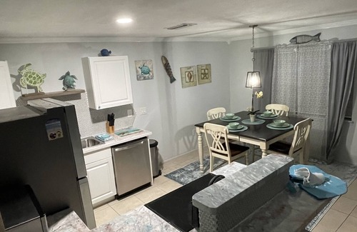 Englewood Apartment | WALK TO BEACH ACCESS! DOG FRIENDLY!