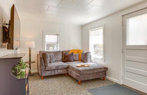 Frankfort House | Walk to Beach and Dtwn Frankfort Cottage with BBQ