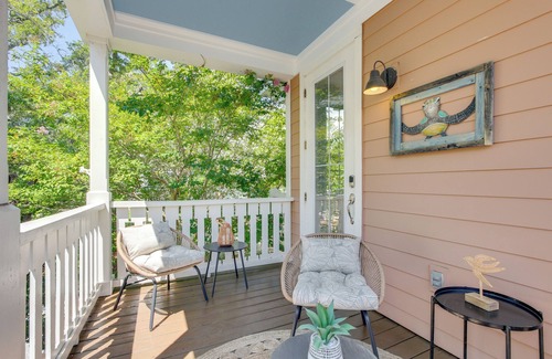 Pass Christian Cottage | Walk to Beach: Cottage w/Yard in Pass Christian!