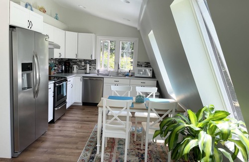 Madison Apartment | Walk to Beach! Modern Carriage House - Near Town - Deck, Fire Pit & Grassy Lawn