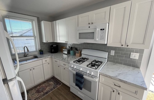 North End Apartment | Walk to Beach or Bay with Great Downtown access!