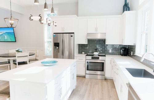 Cottage District House | Walk to Beach, 2 Shared Pools, Enclosed Porch, Bikes | 30A Hideaway by AvantStay