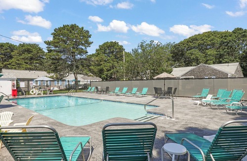 Hyannis Apartment | Walk To Beaches, Main Street, and Harbor. 1BR Cottage. Quiet Area. Captain Gosnold Village 5B