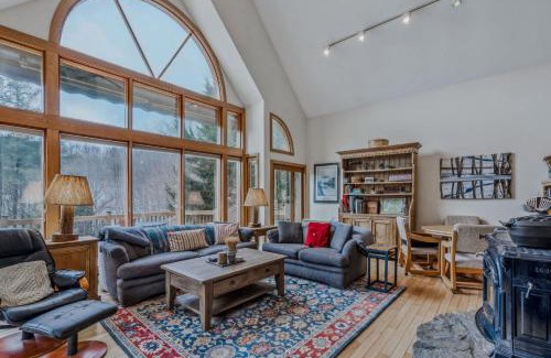 West Hartford House | Walk to Club Game Room - Whitman Brook Overlook