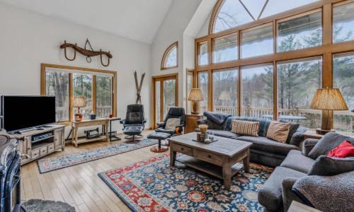 West Hartford House | Walk to Club Game Room - Whitman Brook Overlook