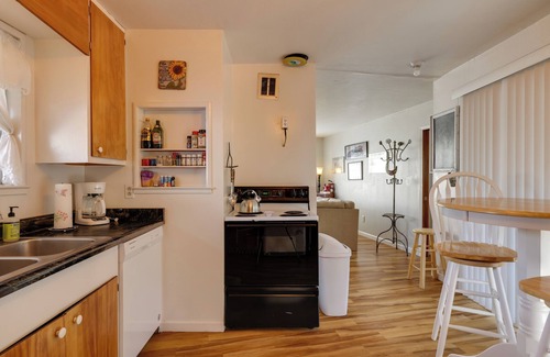 Murphys House | Walk to Downtown: Eclectic Murphys Home w/Decks!