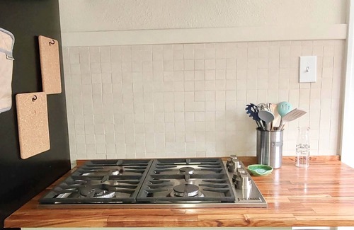 Florence House | Walk to downtown Florence. Minutes away from medical facilities.
