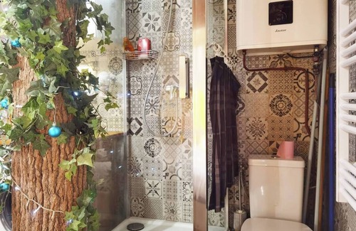 15th Arrondissement Apartment | Walk to Eiffel Tower from Charming Studio/15 arr/for 2