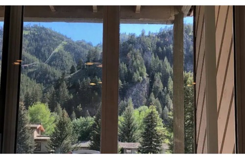 Sun Valley Condo | Walk to gondola, Mountain View amazing condo