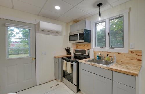 Sorrento Apartment | Walk to Harbor Pet-Friendly Apt in Sorrento!