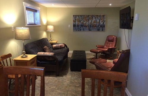Prince George House | Walk to Hospital, business and restaurant district - Downstairs Suite -