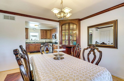 Cape Saint Claire House | Walk to Lake & Boat Ramp: Central Gem in Annapolis